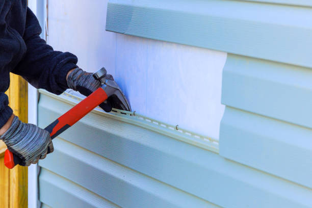 Reliable Emergency Siding Repair contractor in Lithia, FL by Squared Siding