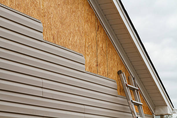 Trusted Emergency Siding Repair service in Lithia, FL - Squared Siding